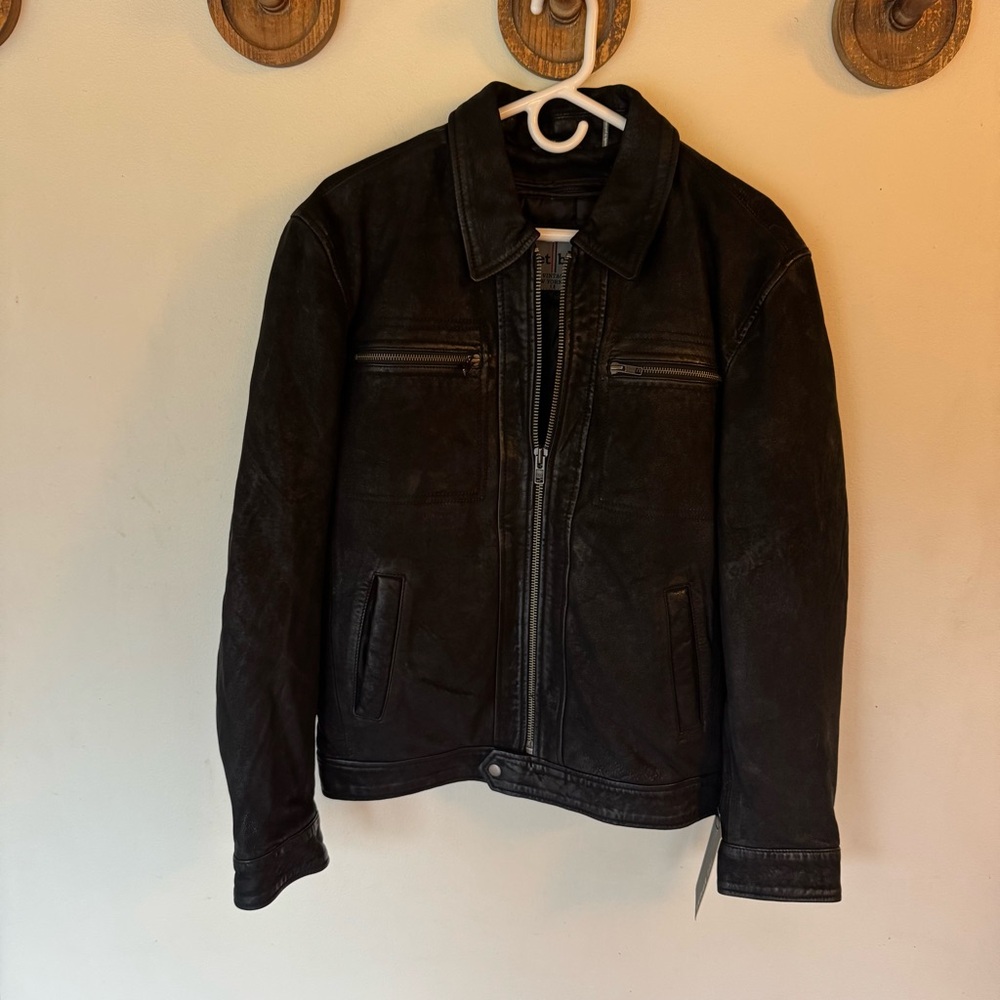 What Blue Men's Black Leather Jacket size medium NEW!